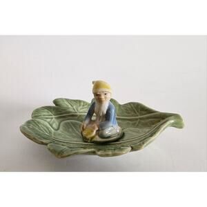 Irish Shamrock Pottery Leprechaun/Gnome/Elf on an Oak Leaf Dish Ireland 4” Long